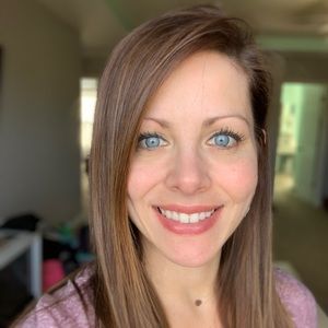 Meet your Posher, Nikki